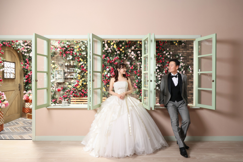 窓辺のお花畑で