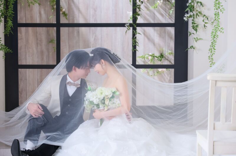 ベールの内で通じ合う心