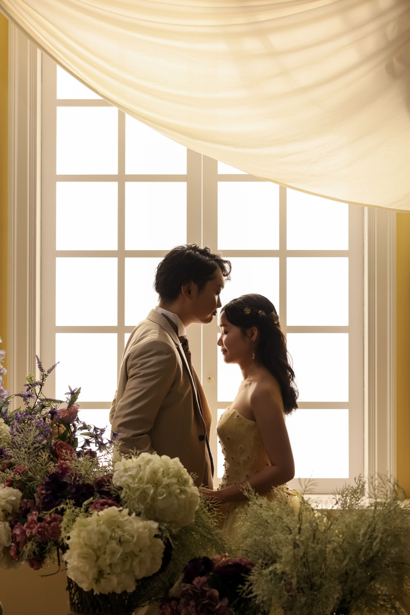 光に縁取られた対面