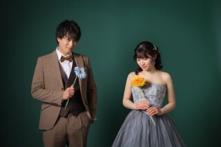 ドレスに合わせて世界観チェンジ！おふたりのこだわりが詰まった撮影フォト