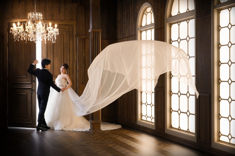 ふわりとなびくドレス♡