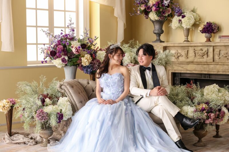 溢れるお花に囲まれた温かな語らい