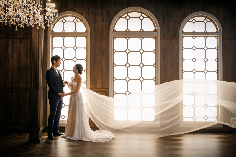 邸宅で風に吹かれて