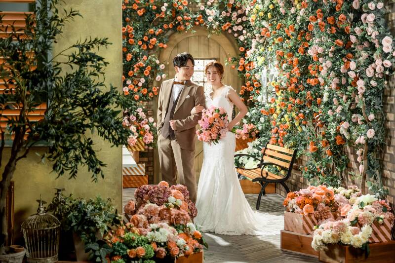 花に包まれて歩む未来