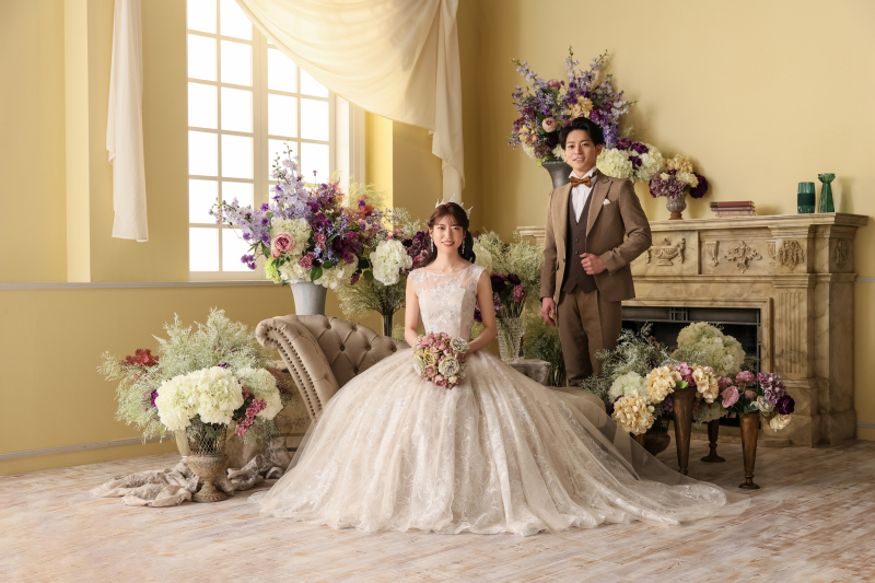 花の中のふたり