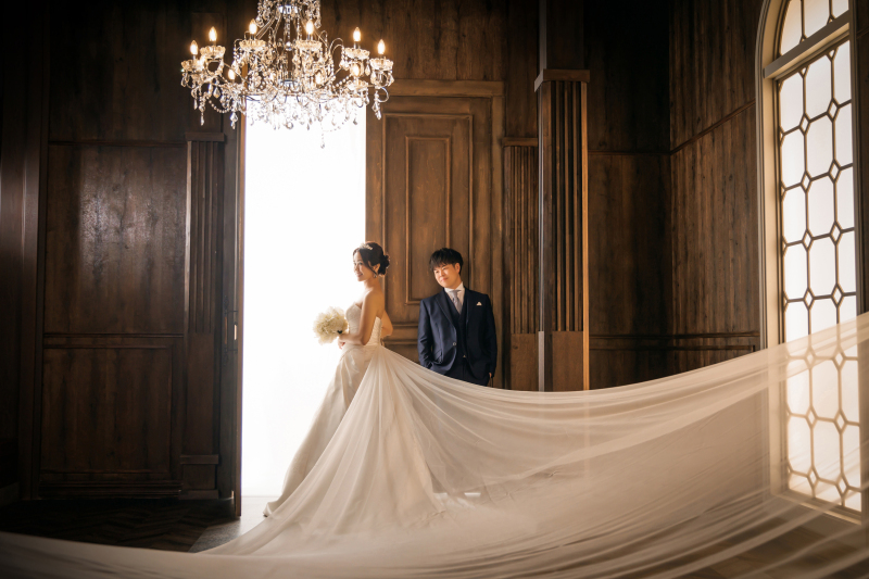 邸宅で風に吹かれて