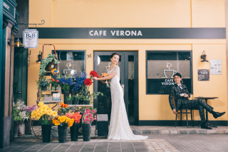 studio LUMINOUS お台場_Cafe＆Flower Wall