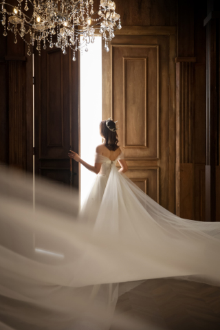 新婦様の美しさを引き出す幻想的なショット・・・