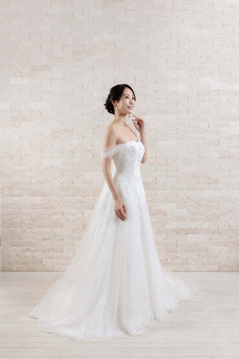 TAKAMI BRIDAL ポテンティラ