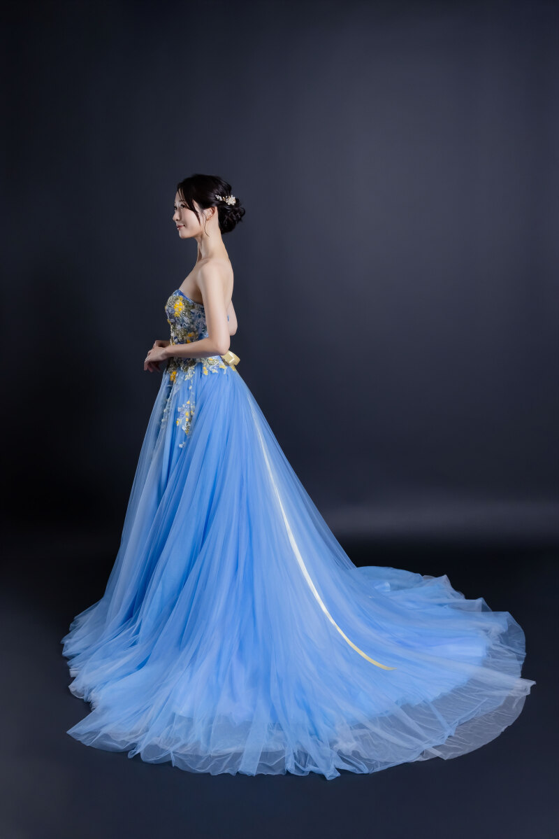 TAKAMI BRIDAL ブルー・ミルトニア