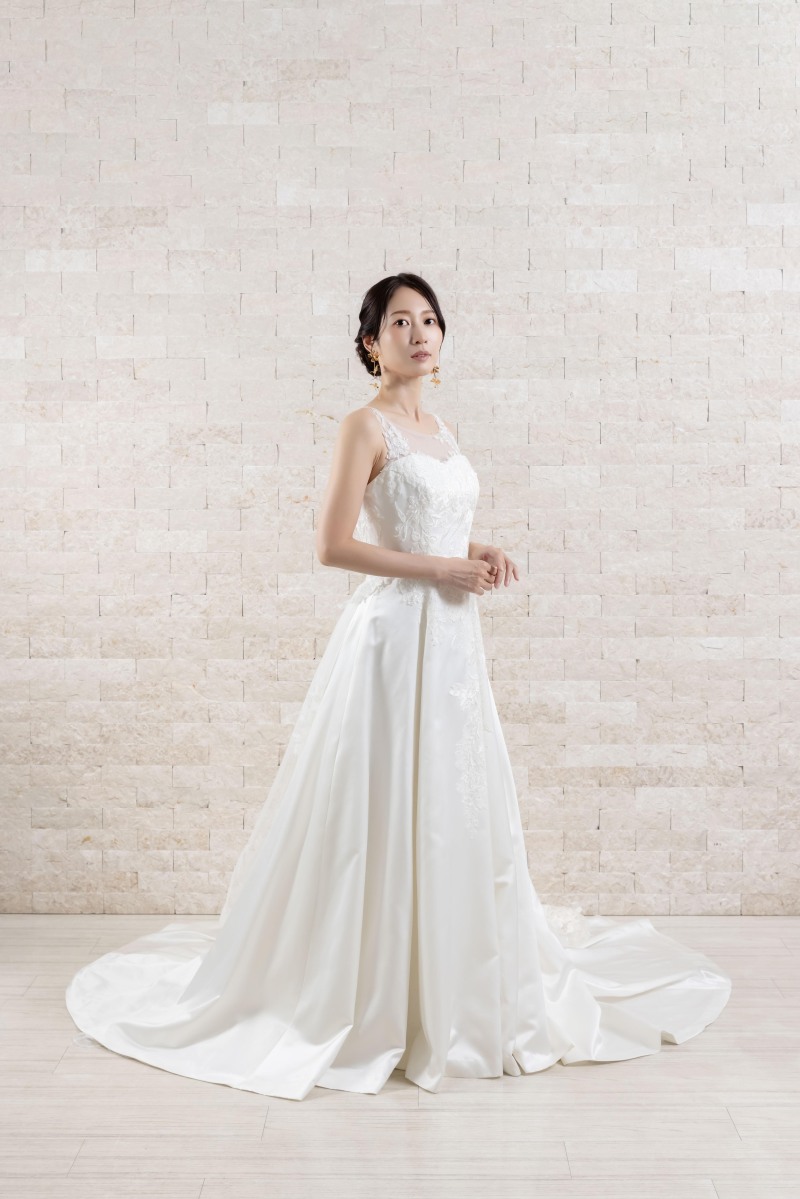 TAKAMI BRIDAL クレオメ