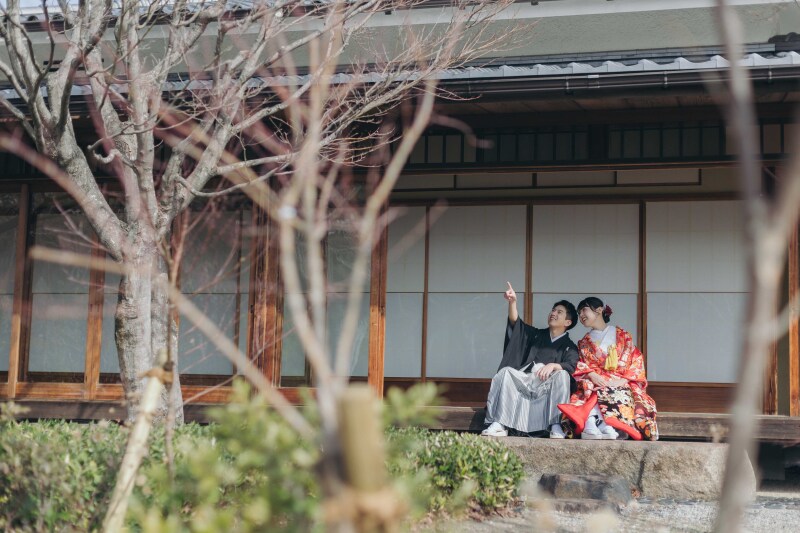 縁側でほっこり笑顔フォト♡