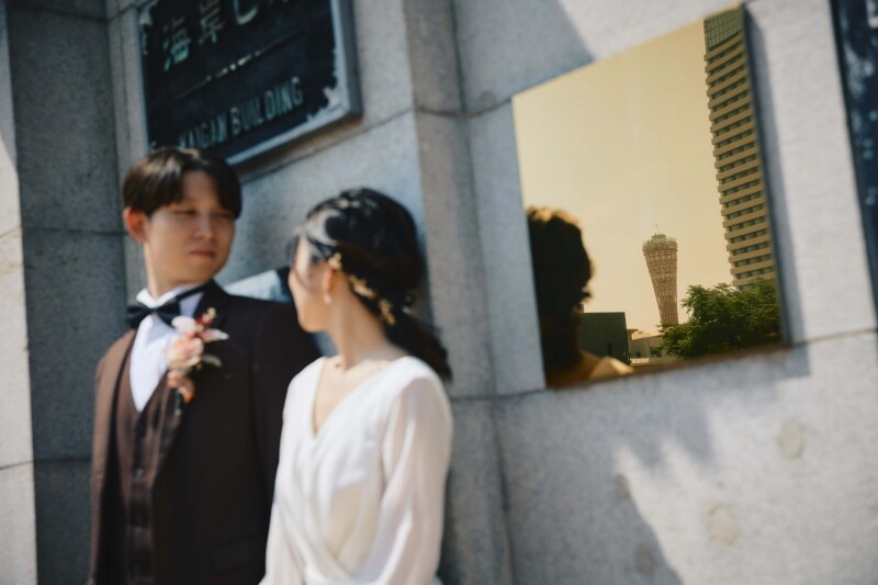 隠れたところに!