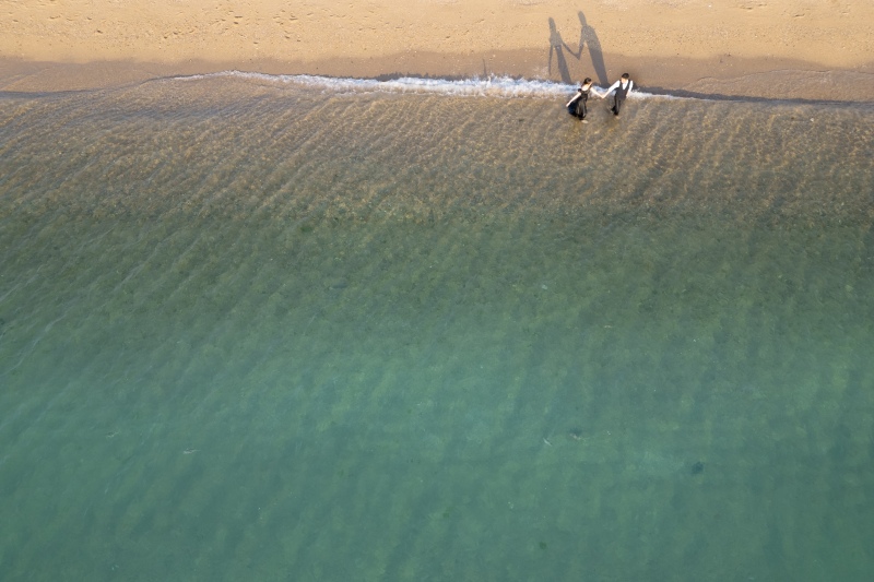 ドローンが描くフォトウェディング*