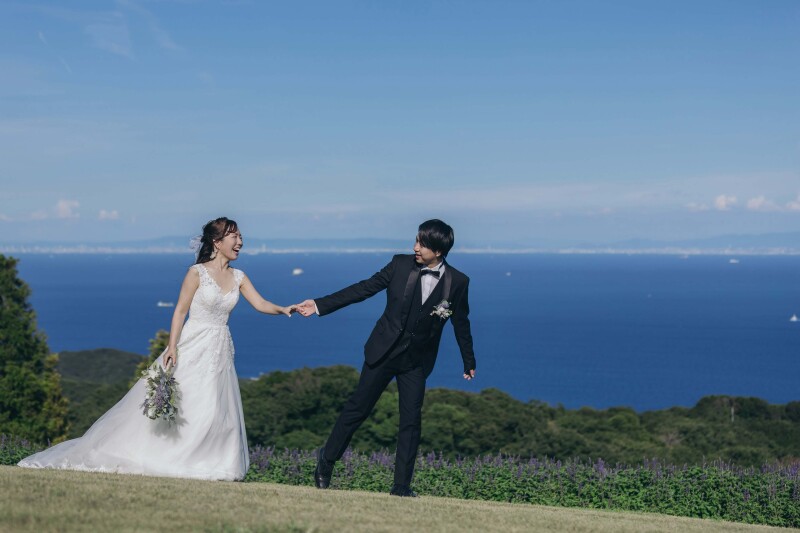 手繋ぎショット〜♡