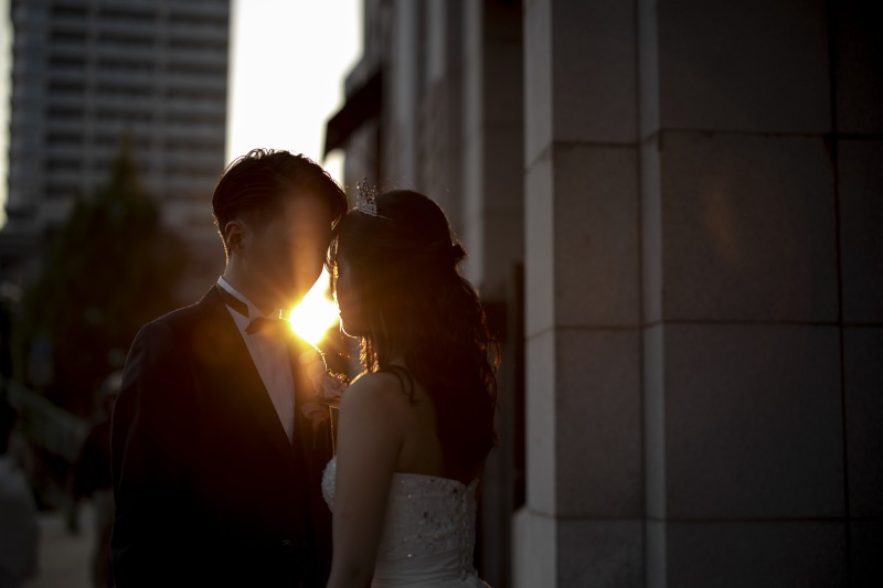 夕日をバックに