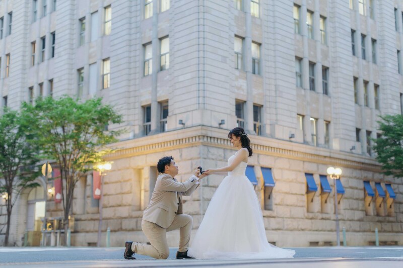 旧居留地にてウェディングドレスでの撮影スタート!