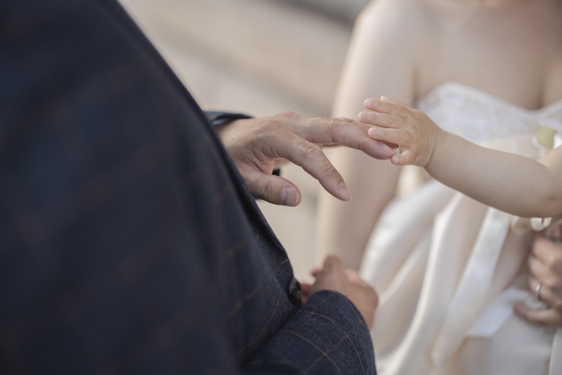 パパとお子様の手