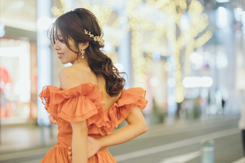 ハーフアップヘアで大人可愛く♡