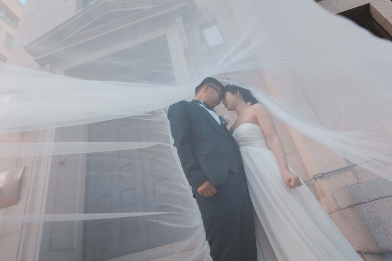 ロングベールに包まれて