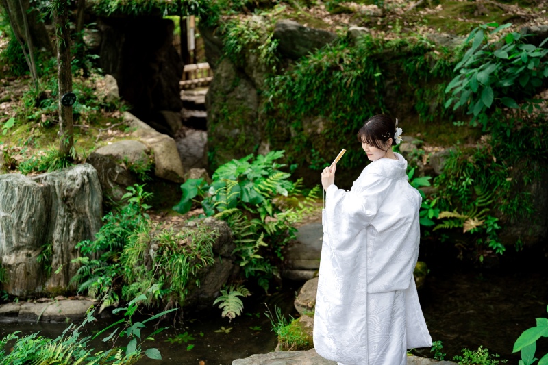 マーブルリゾートウェディング神戸【MARBLE RESORT WEDDING 神戸】_庭園で撮影できる