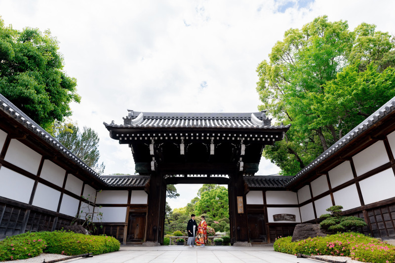 マーブルリゾートウェディング神戸【MARBLE RESORT WEDDING 神戸】_庭園で撮影できる