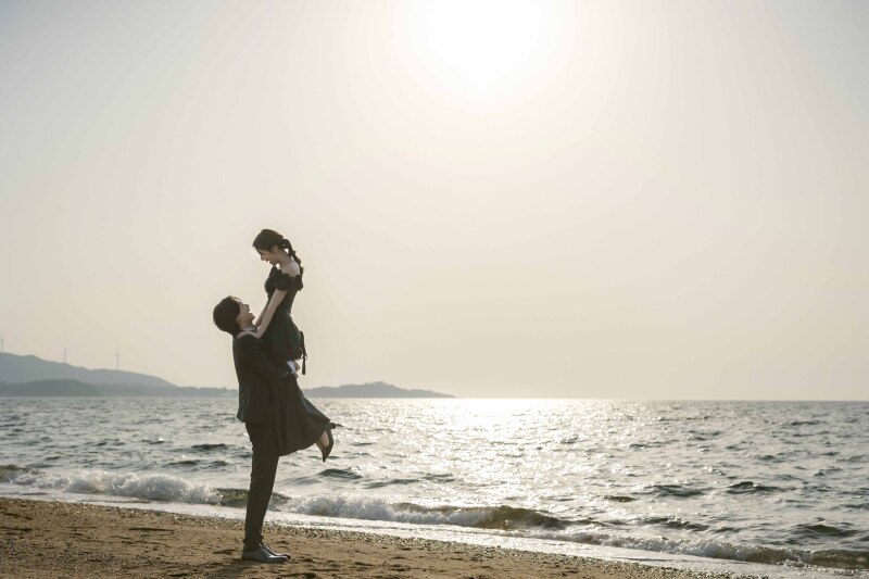 【9月末まで限定☆淡路島☆結婚式応援プラン】オープニングムービー・ドローンフォト・選べるロケ地1ヶ所・100カット・洋装1着付き