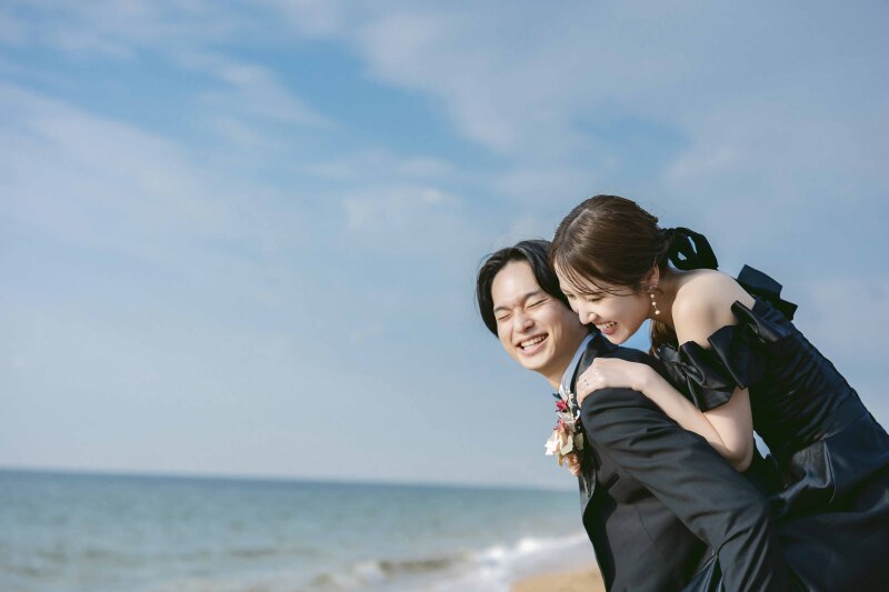 【9月末まで限定☆淡路島☆結婚式応援プラン】オープニングムービー・ドローンフォト・選べるロケ地1ヶ所・100カット・洋装1着付き