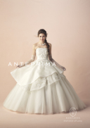 ウェディングドレス