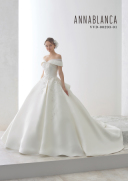 ウェディングドレス