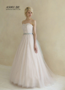 ウェディングドレス