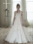 ウェディングドレス