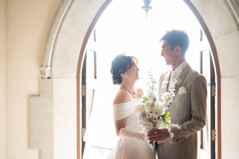 土日祝【洋装1着】ステンドグラス輝く大聖堂フォトPLAN♪