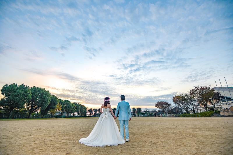 ウエディングドレスはグランドで撮影しました★