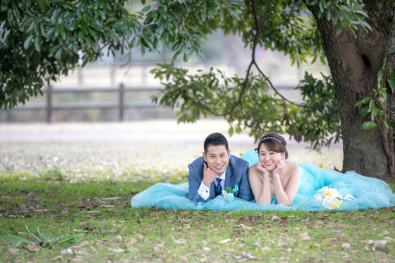 ドレスを広げて