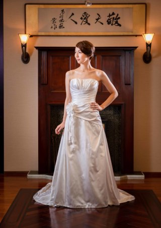 ウエディングドレス