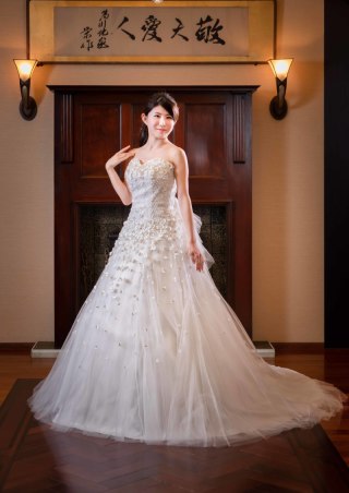 ウエディングドレス