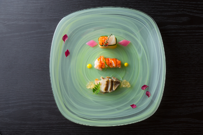 お箸でも召し上がれるコース料理