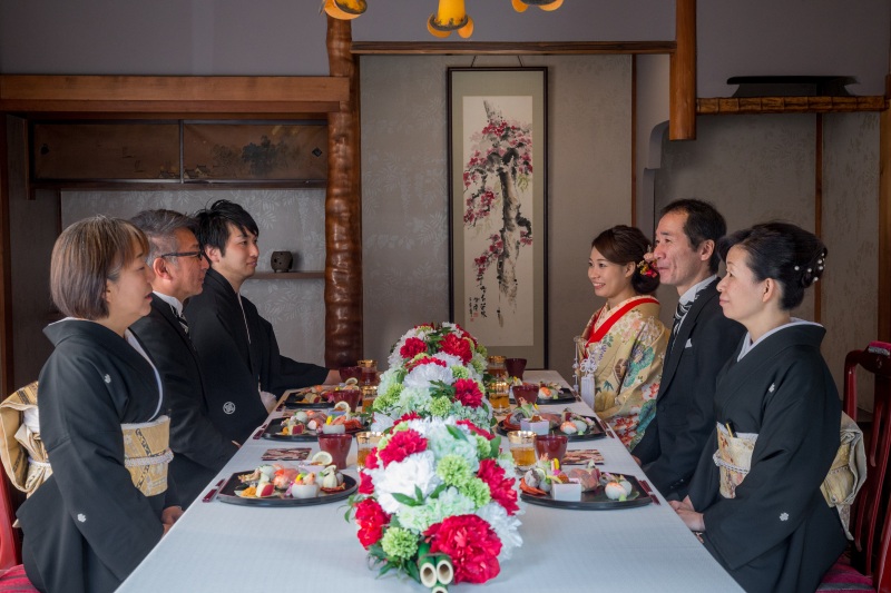 KAWACHIYA 川地家(かわちや)_会食ができる