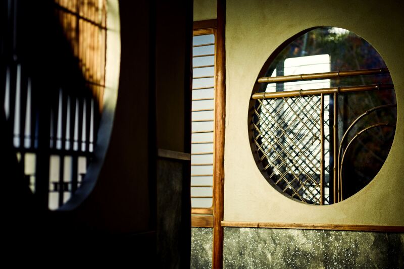 風情と趣ある館内と調度品の数々