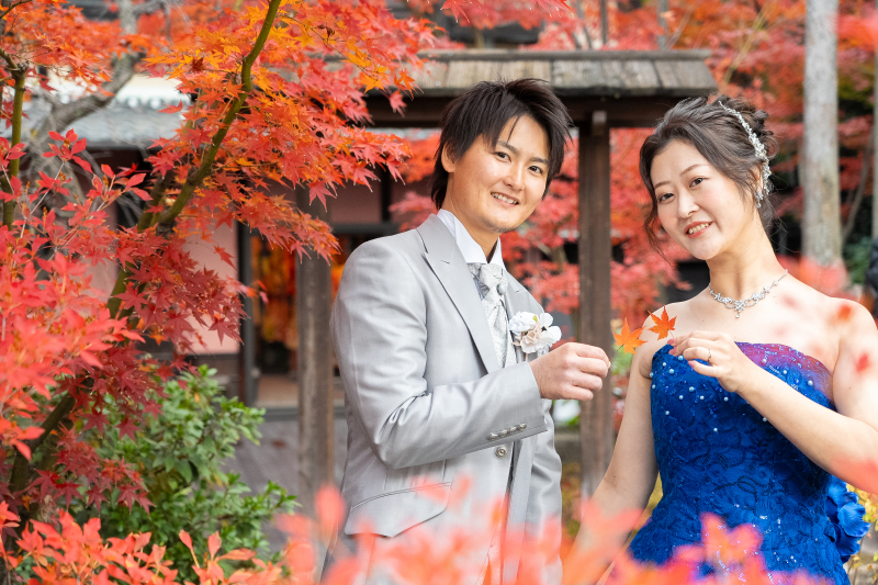 《紅葉フォト》和装+ドレス撮影+家族集合プラン♪
