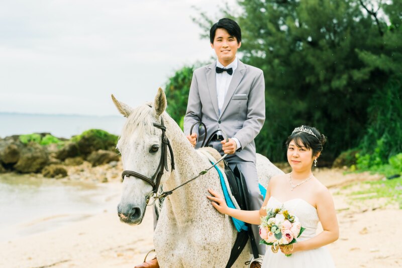 白馬の王子様を夢みて 撮影日 21年6月30日 うるま市 Boda Photo Wedding 沖縄県でフォトウェディング探すならphotorait