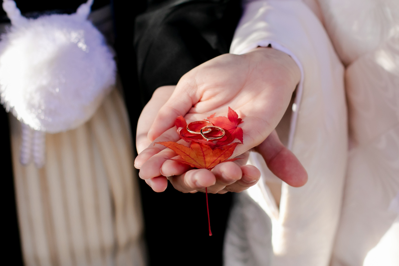 紅葉に託した、永遠の誓い