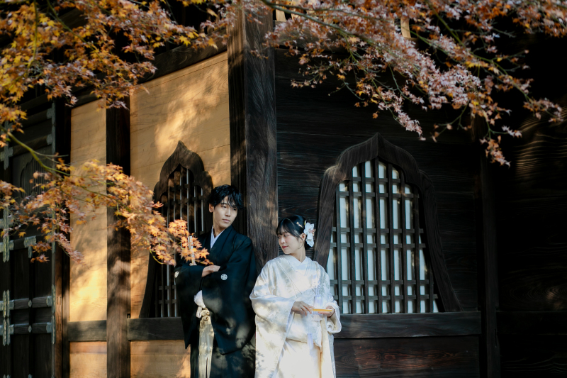 趣ある門前で紡ぐ秋の物語