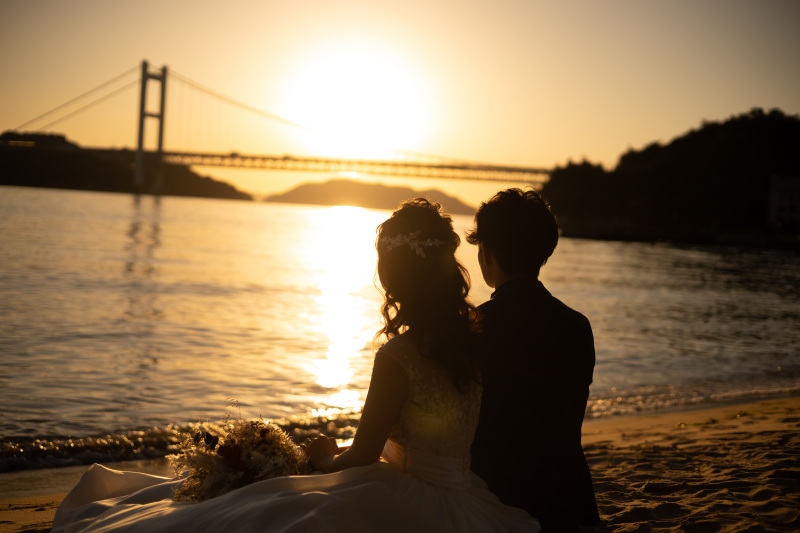 瀬戸大橋を一望できるプライベートビーチで・・・