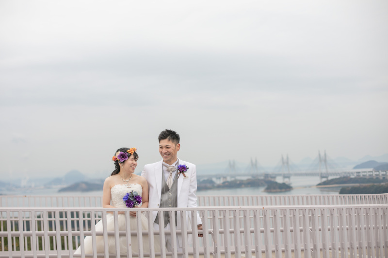 瀬戸大橋をバックに