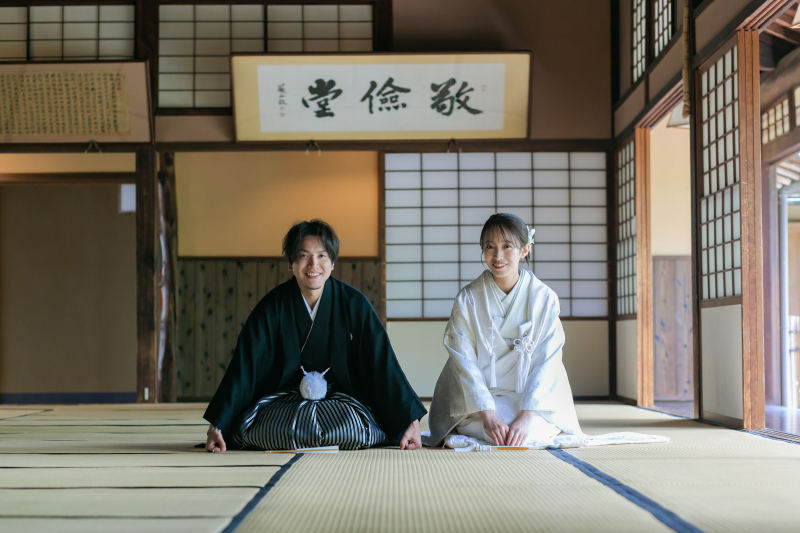 お辞儀ショット