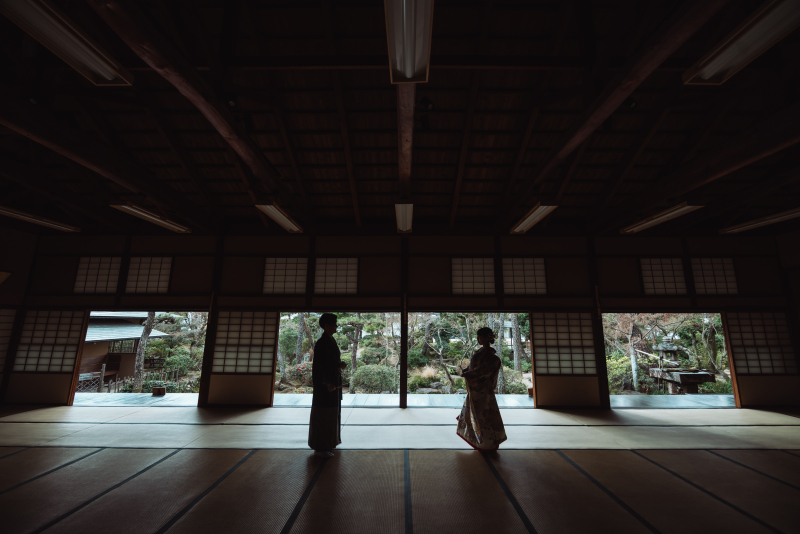 広々とした和室で