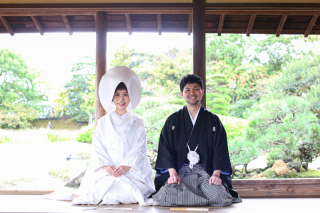 白無垢でおしとやかに