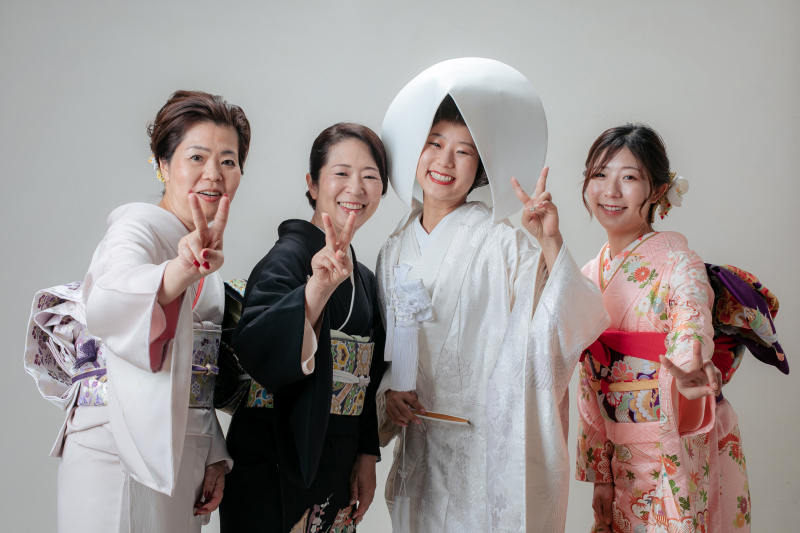 フォトスタジオRADIANCE 岡山本店_家族・友人を撮影に呼べる